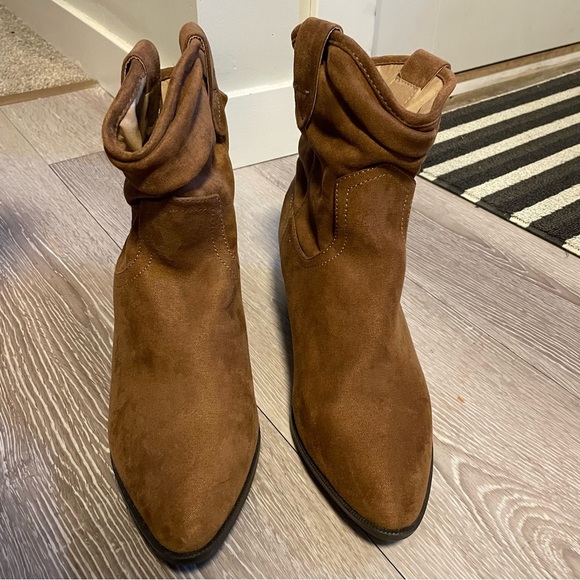 Espirit Polina Faux Suede Slouchy Ankle Boots Booties Brown Size 9 Women’s - Picture 8 of 11